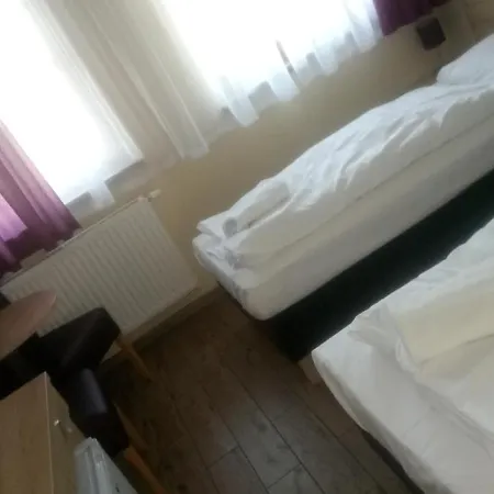 Bed & Breakfast Magnolia- Goscinne Zhořelec