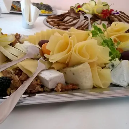 Couette-café Magnolia- Goscinne 3*