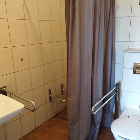 Magnolia- Goscinne Bed & Breakfast Zgorzelec