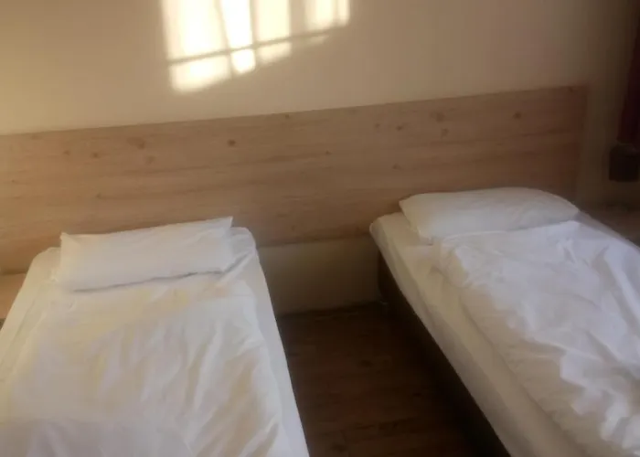 Magnolia- Goscinne Bed and Breakfast Ζγκοζέλετς