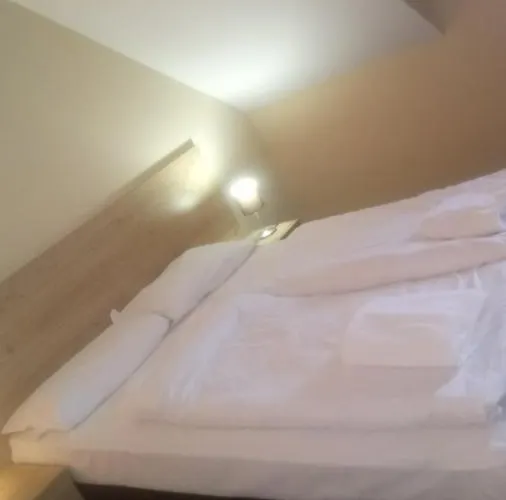 Magnolia- Goscinne Bed and Breakfast