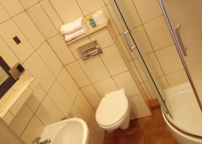 Magnolia- Gościnne Nocleg ze śniadaniem 3*